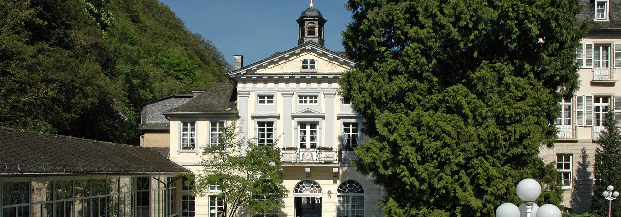 Schlösschen in Bad Bertrich Mosel Vulkaneifel