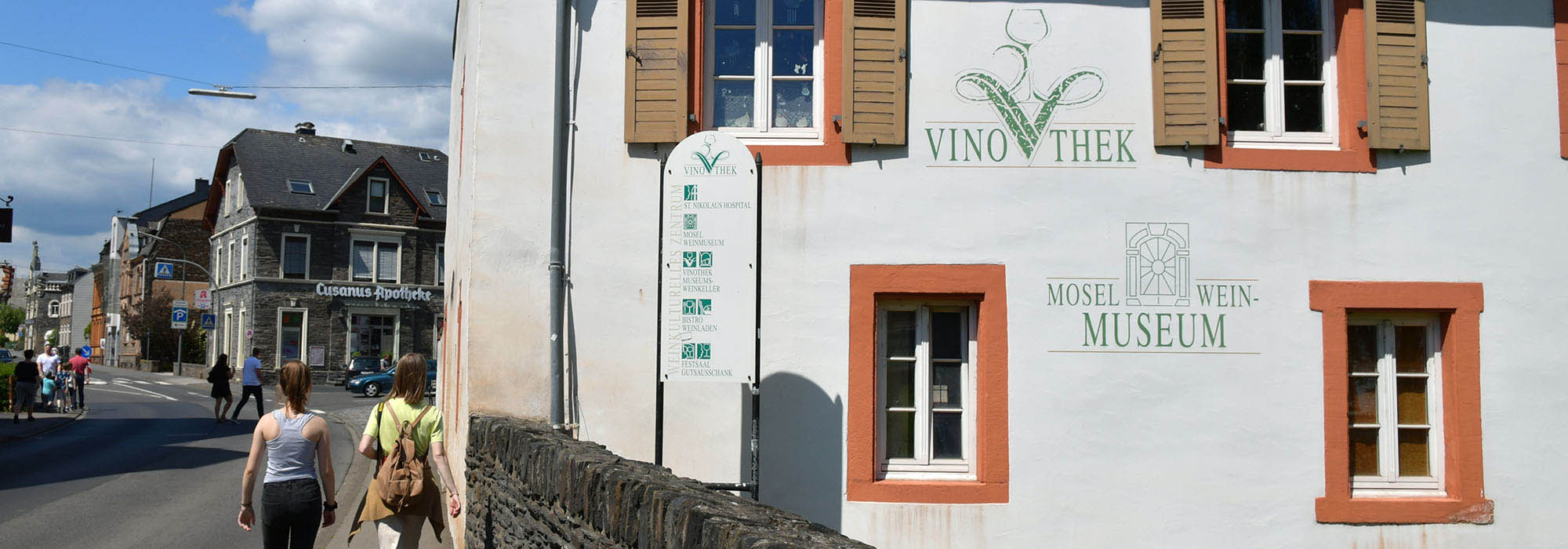 Cusanusstift Bernkastel-Kues Mosel Vinothek