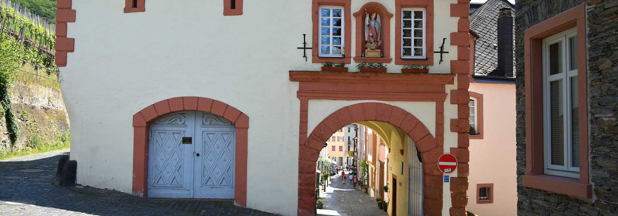 Graacher Tor Bernkastel-Kues Mosel