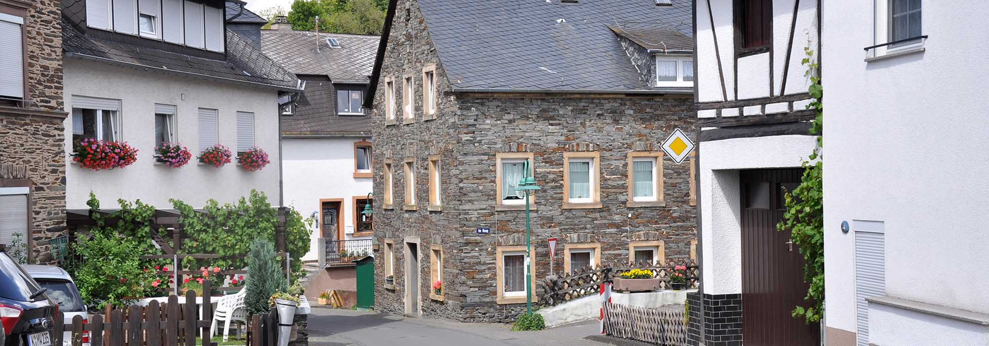 Starkenburg Mosel Fachwerkhaus